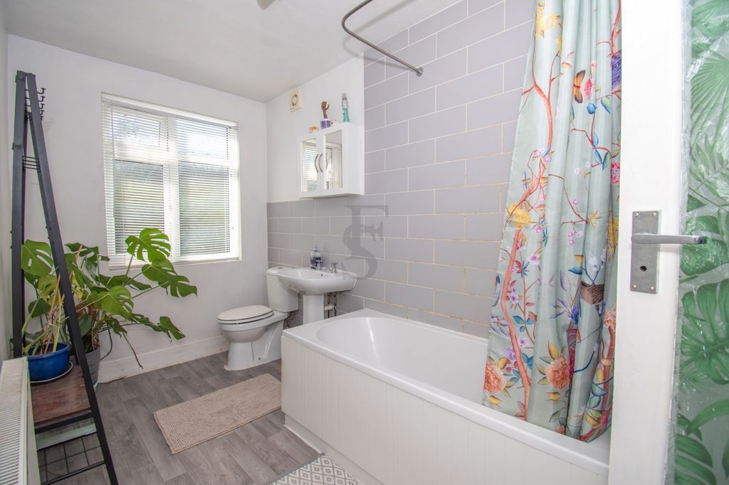 Additional image 7 of 2 bed terraced house for salePaget Road, Leicester LE3