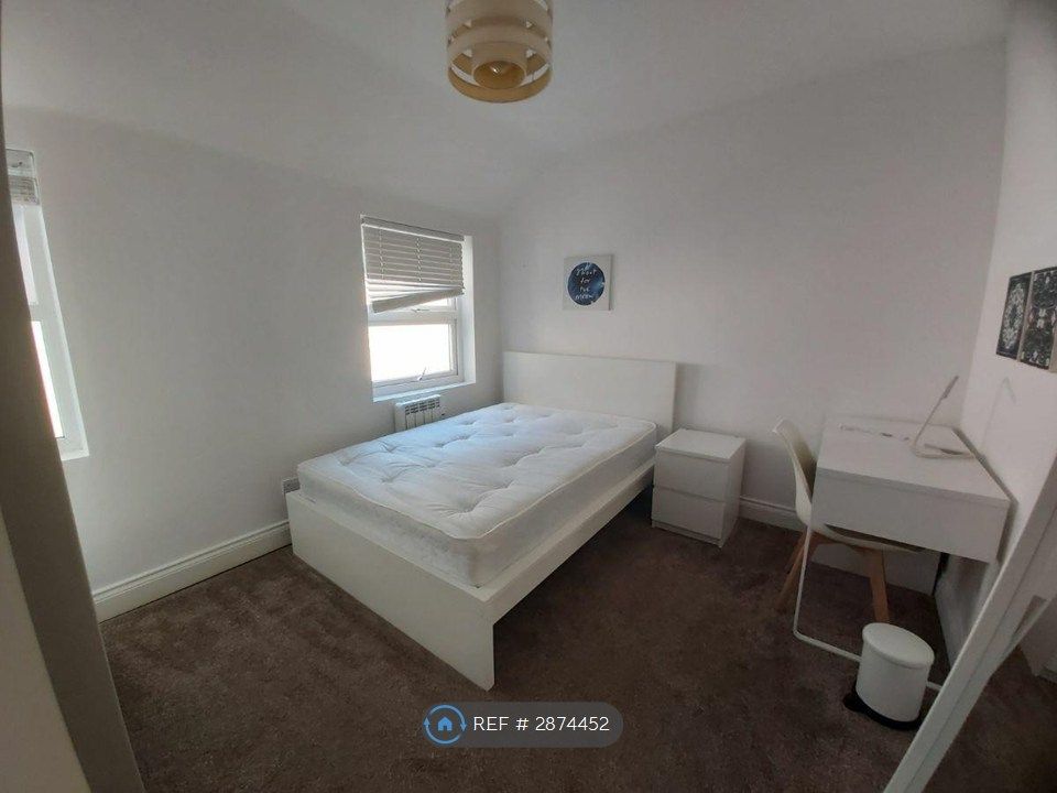 Additional image 5 of 5 bed flat to rentCowley Road, Oxford OX4