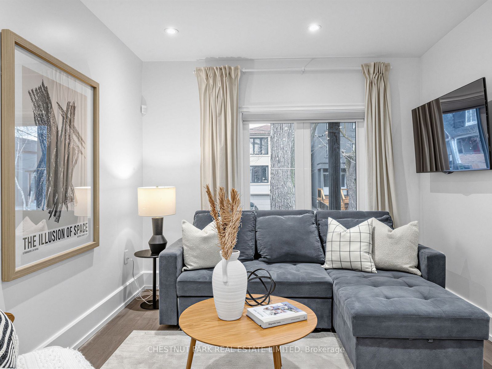 Additional image 6 of 209 Robina Avenue, Toronto, ON, M6C 3Y9