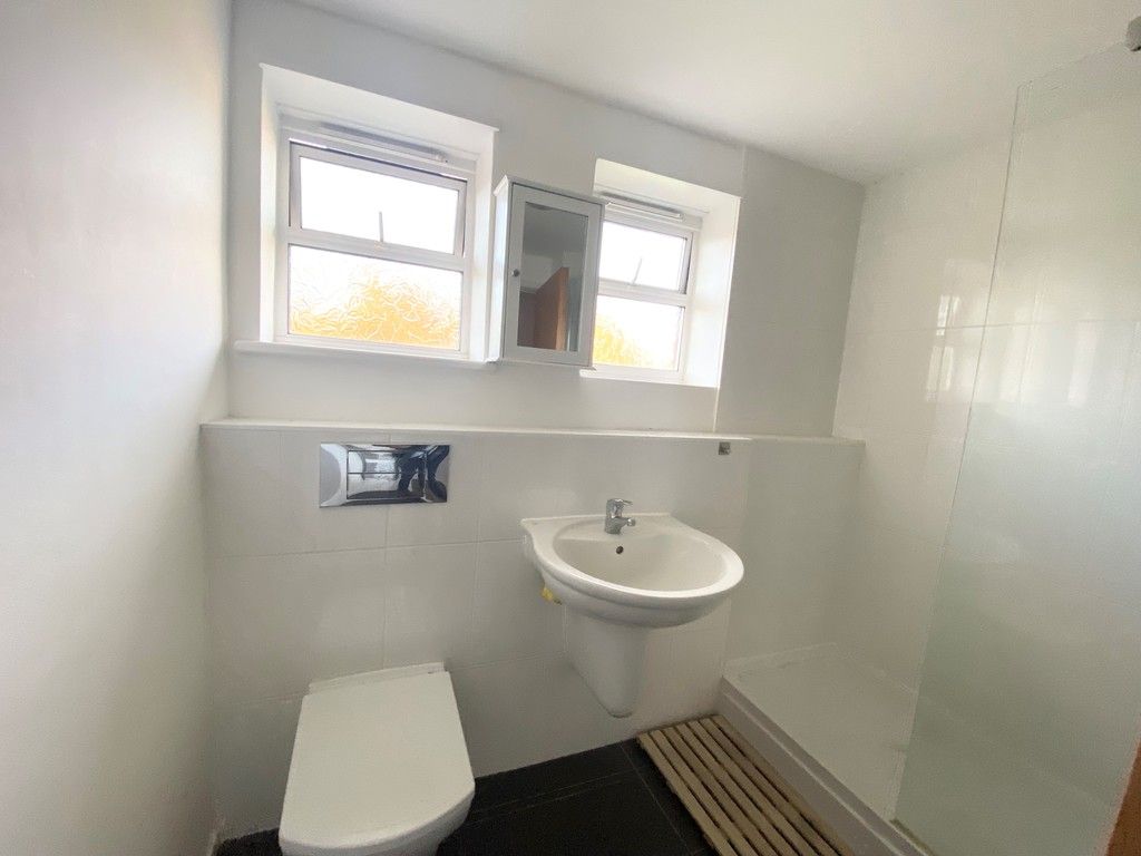 Additional image 6 of 2 bed flat to rentBexley Road, Eltham SE9