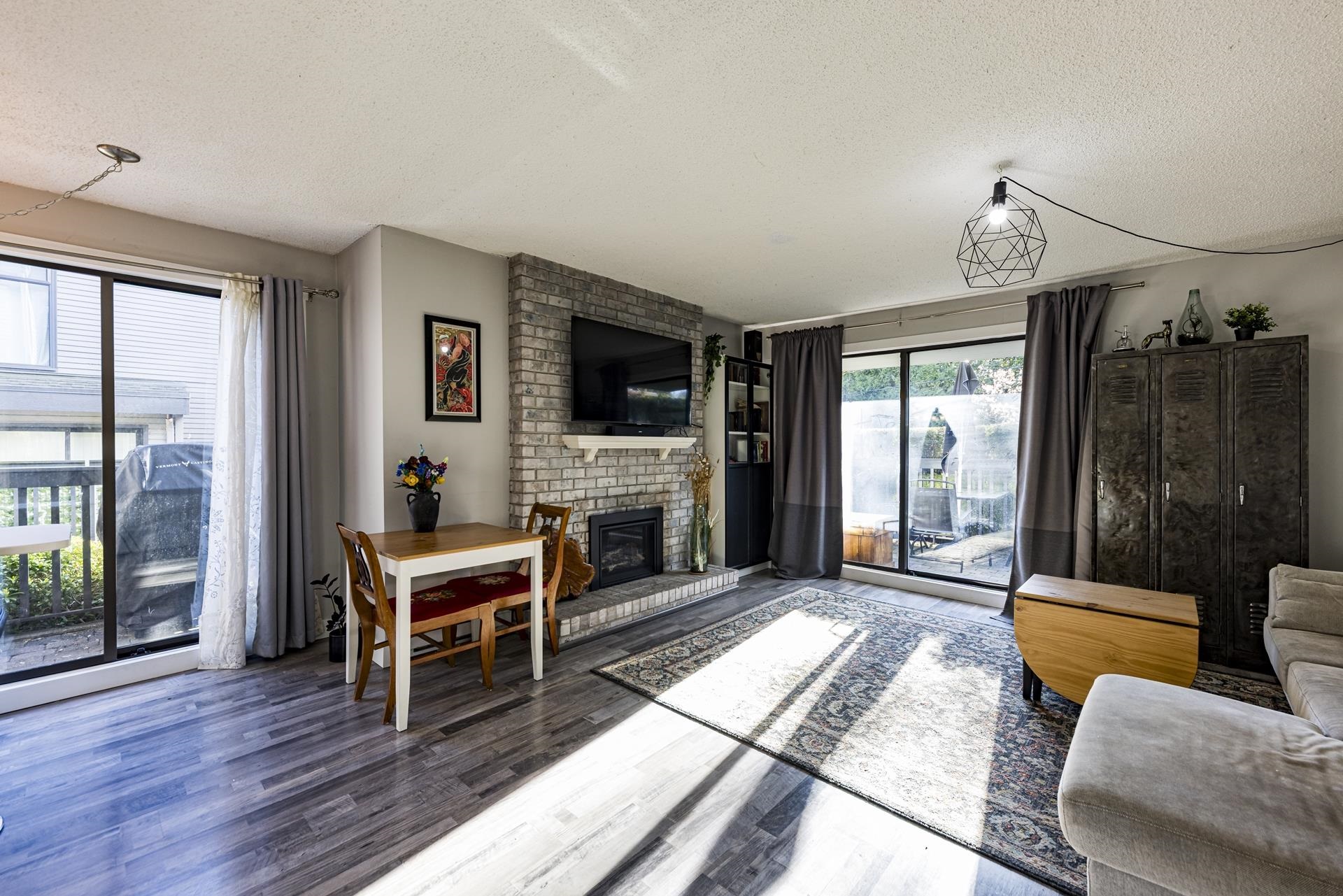 3132 Lonsdale Avenue, North Vancouver, BC, V7N 3J8