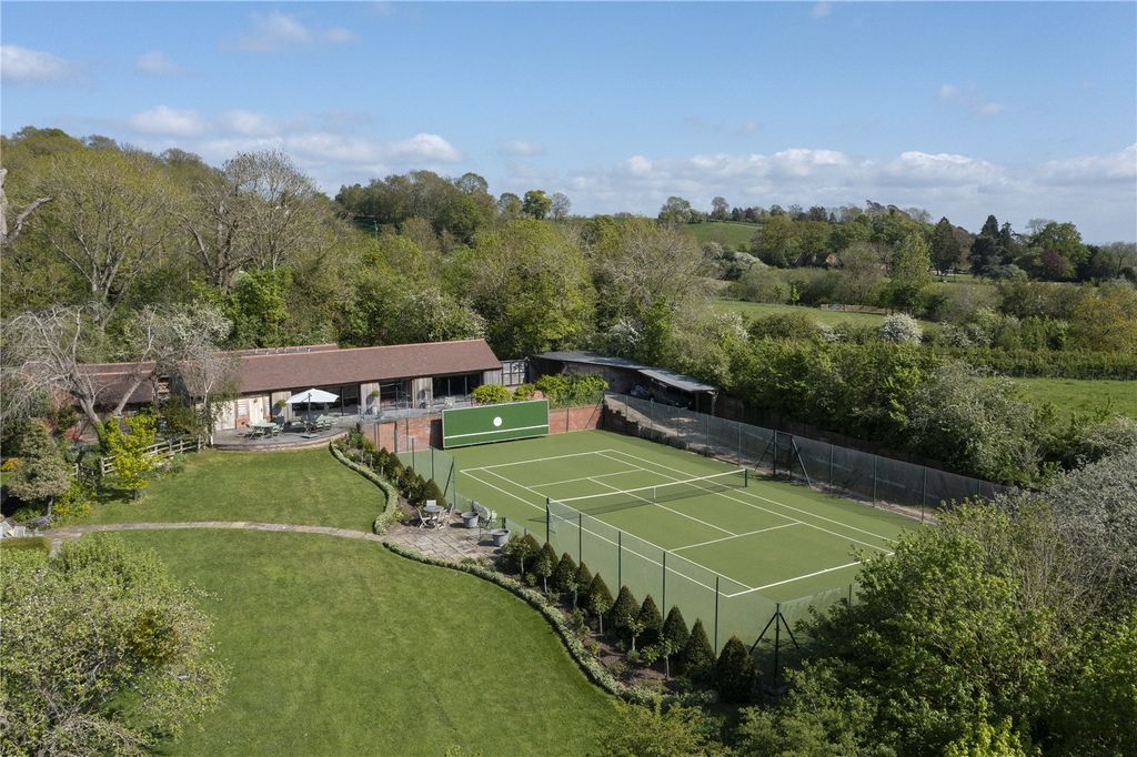 Additional image 2 of 5 bed detached house for saleHanbury, Bromsgrove, Worcestershire B60