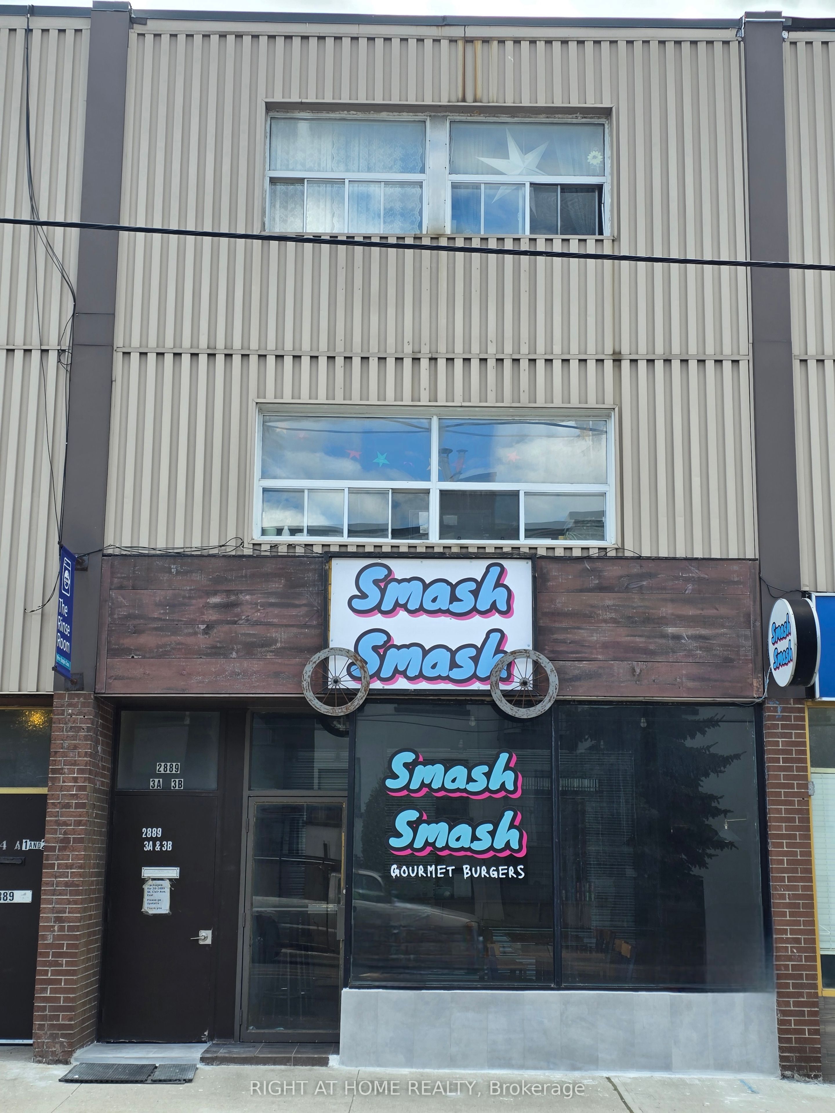 C-2889 St Clair Avenue E, Toronto, ON, M4B 1N5