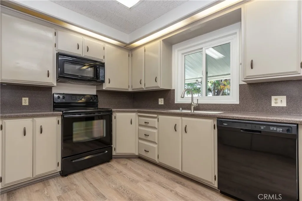 Additional image 61 of 79 Mira Adelante, San Clemente, CA 92673