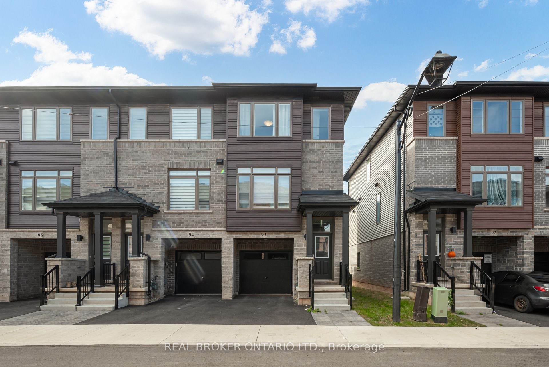 93-575 Woodward Avenue, Hamilton, ON, L8H 6P2
