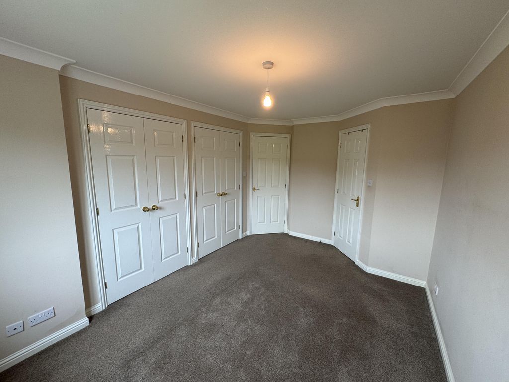 Additional image 28 of 4 bed detached house to rent52 St. Martin Crescent, Dundee DD3