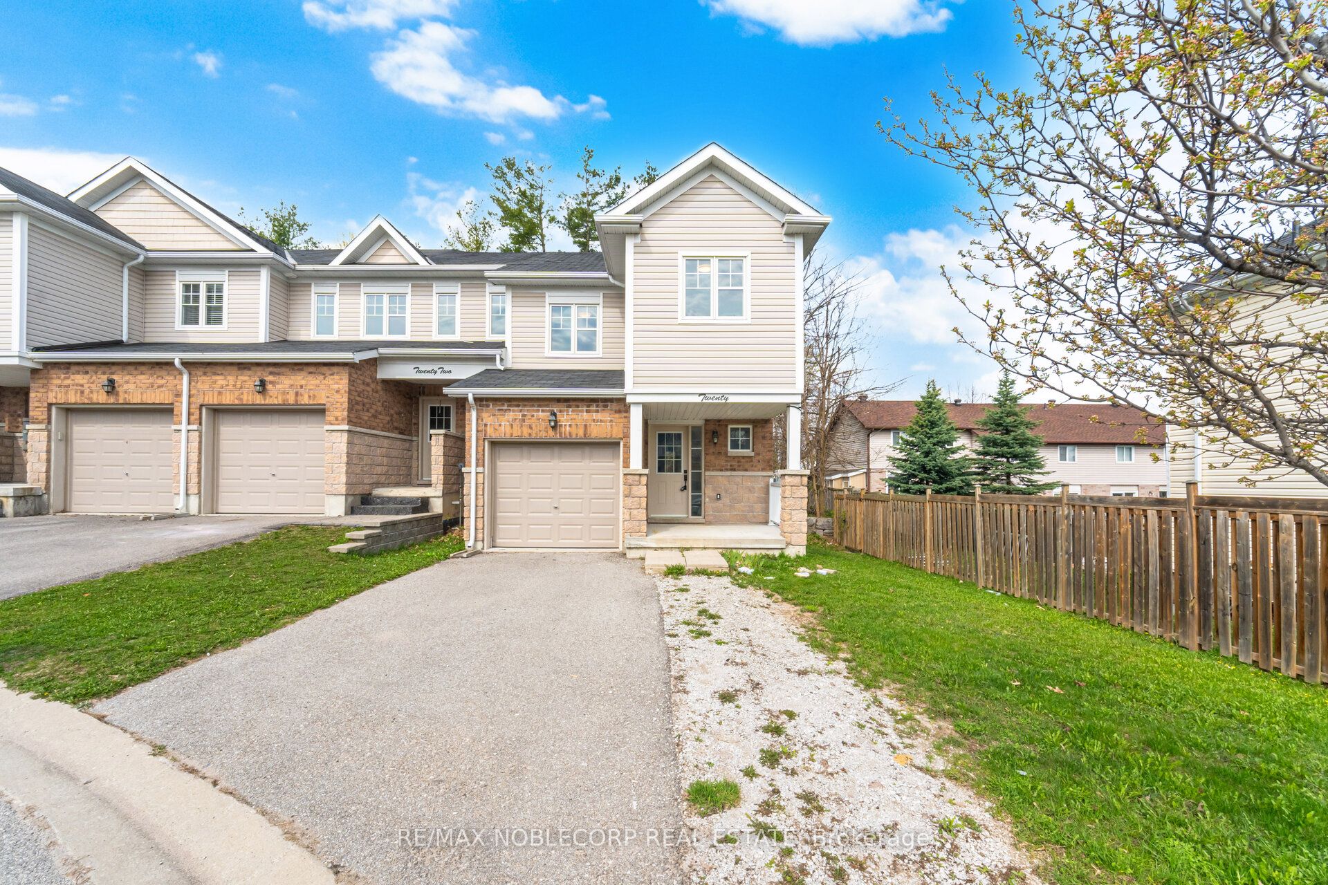 20 Peartree Court, Barrie, ON, L4N 6N7 photo 3