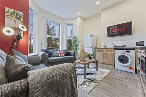 Noel Street NG7