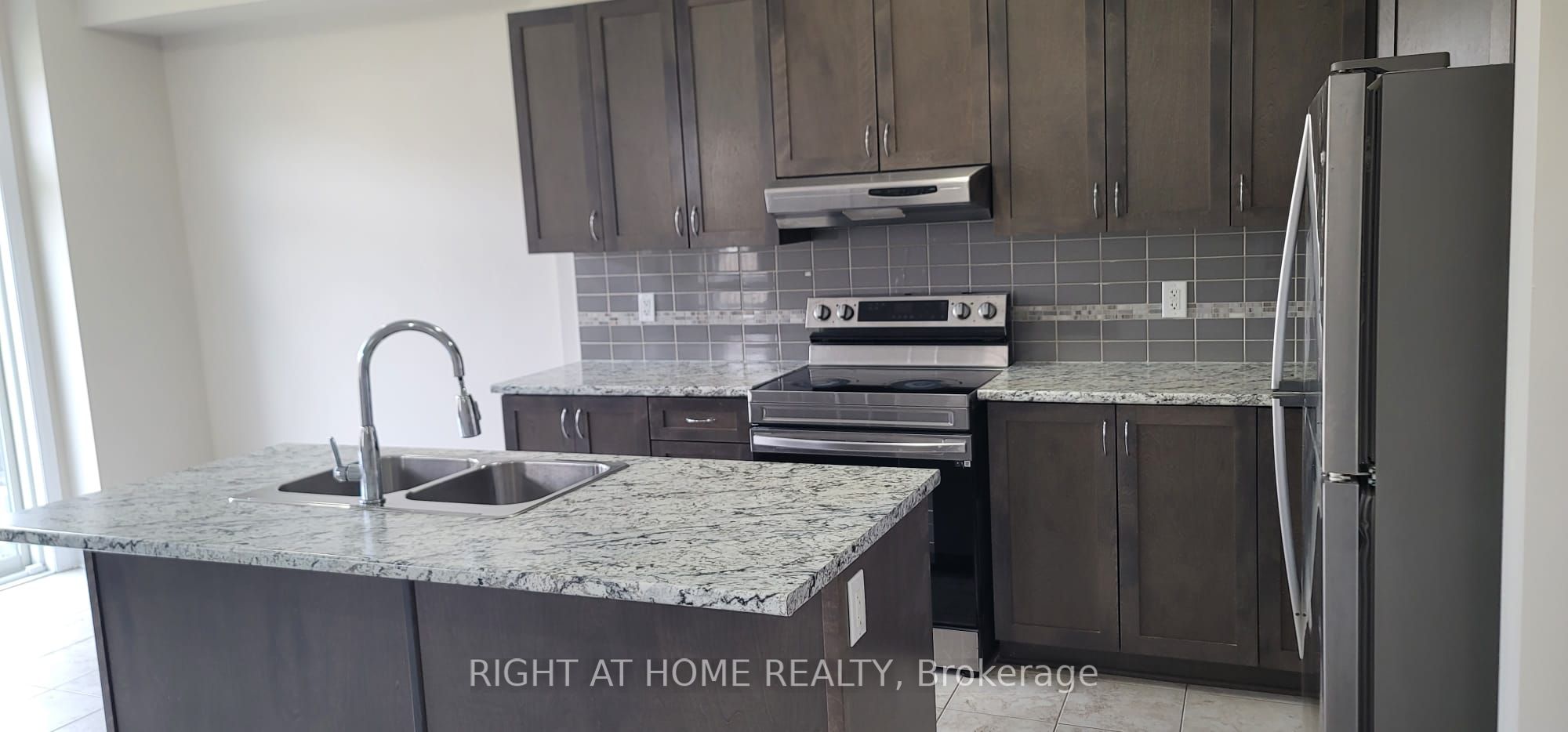 Additional image 6 of 862 Kilbirnie Drive, Ottawa, ON, K2J 6G6