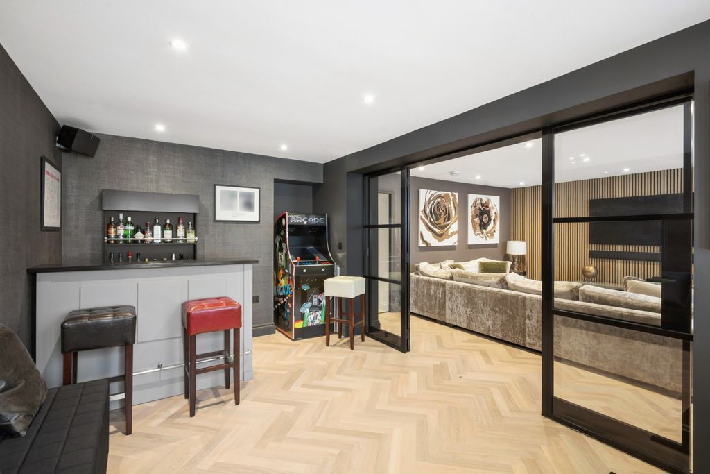 Additional image 13 of 3 bed maisonette for saleBlenheim Road, Redland, Bristol BS6