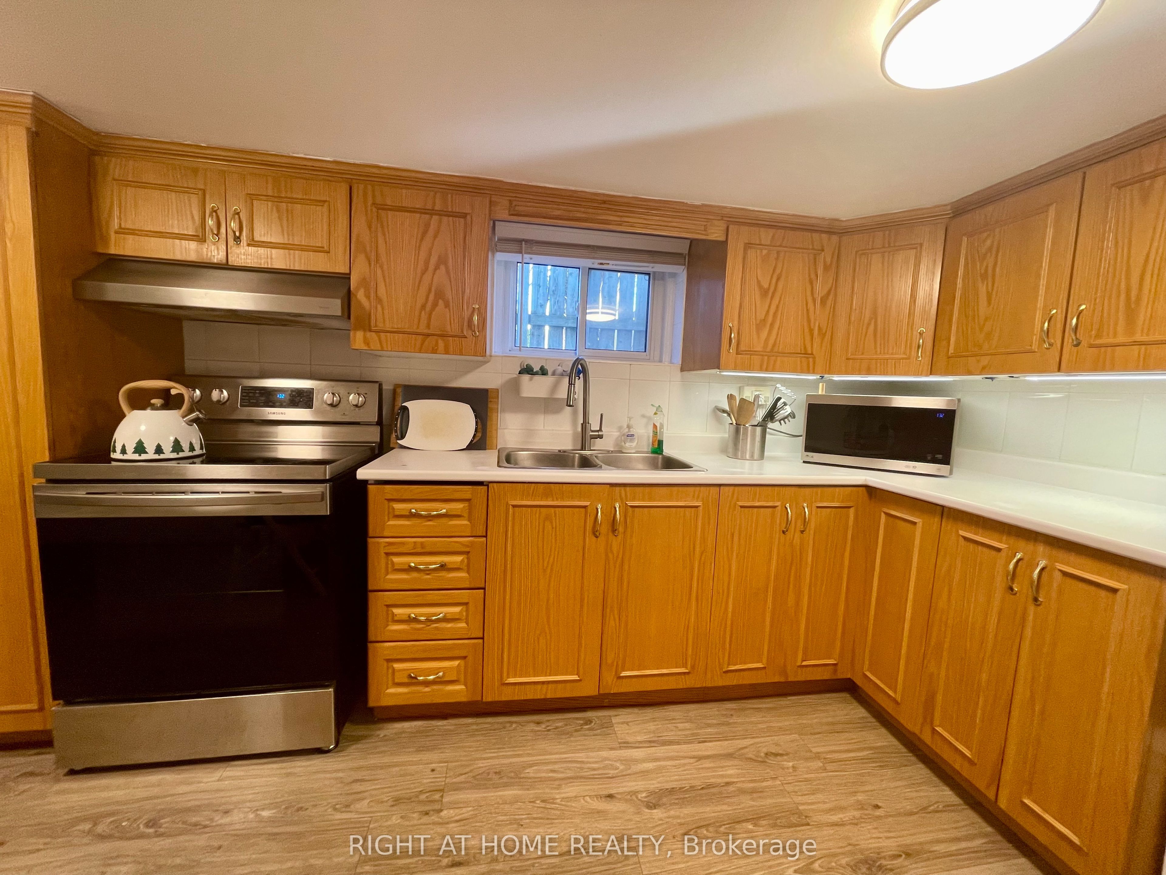 Additional image 5 of 7 Bassett Avenue, Toronto, ON, M1L 2A2