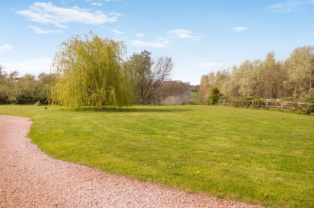 Additional image 29 of 8 bed bungalow for saleLlandenny, Usk, Monmouthshire NP15