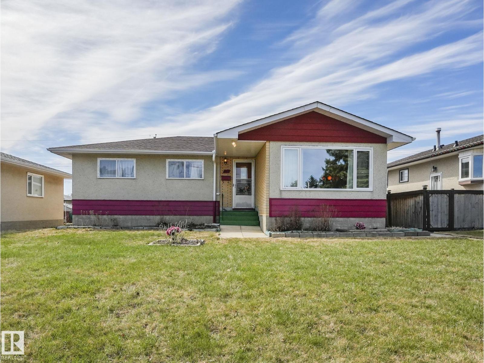 Additional image 3 of 3519 113 Avenue NW, Edmonton, AB, T5W0P5
