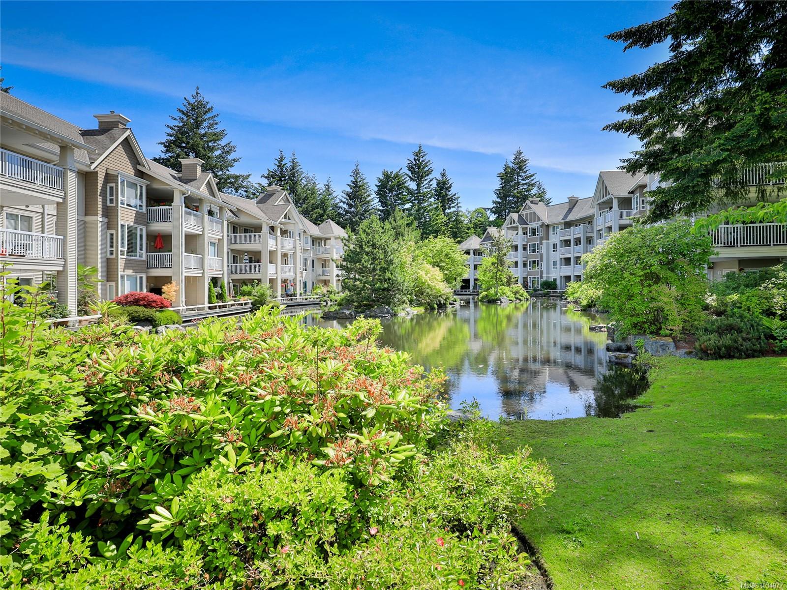 205-5625 Edgewater Lane, Nanaimo, BC, V9T 6K1