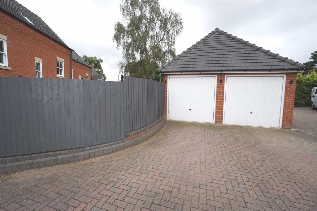 Additional image 22 of 4 bed detached house to rentSutton Park Gardens, Kidderminster DY11