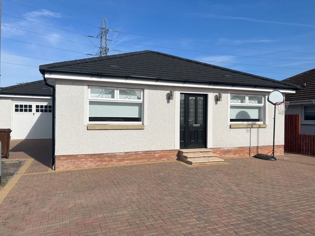 4 bed detached bungalow to rentBalmoral Avenue, Glenmavis ML6