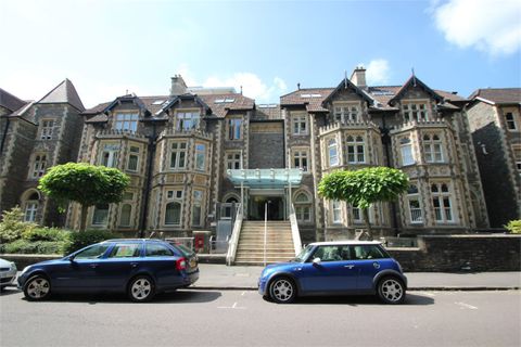 Royal Parade, 2-7 Elmdale Road, Tyndalls Park, Bristol BS8