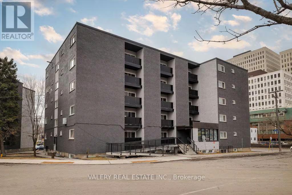 305-50 Selkirk Street, Ottawa, ON, K1L6M9