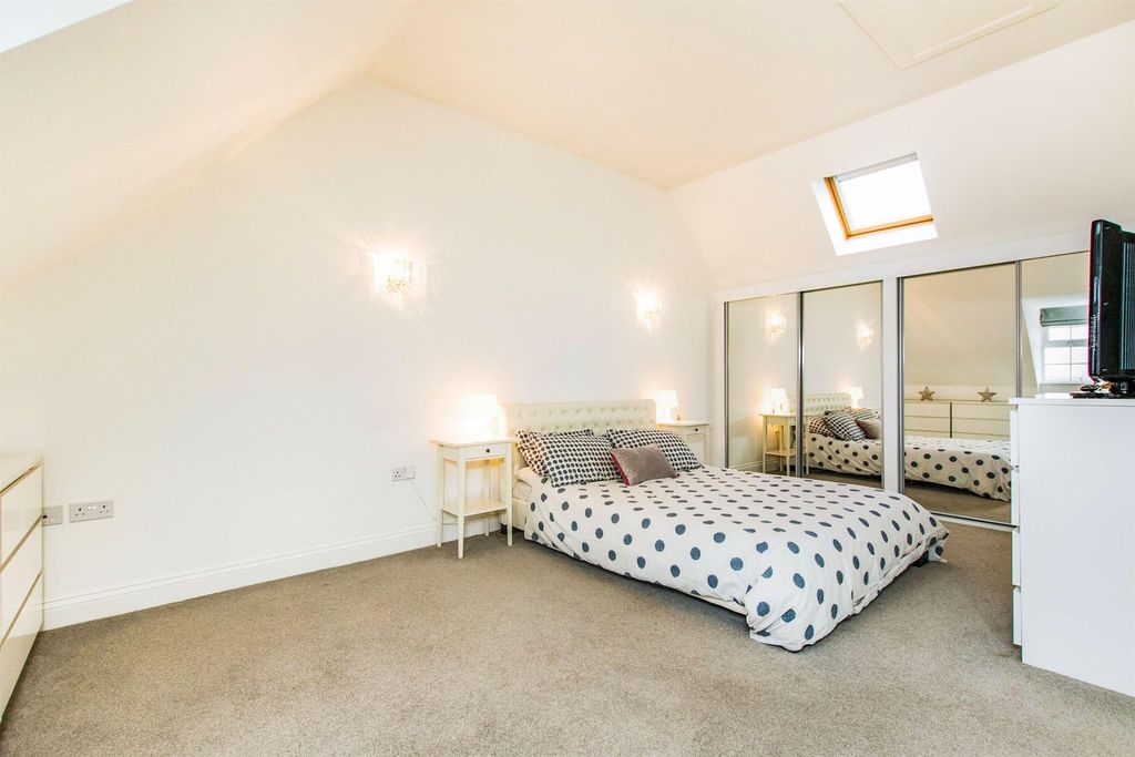 Additional image 9 of 4 bed town house to rentLangton Walk, Stamford PE9