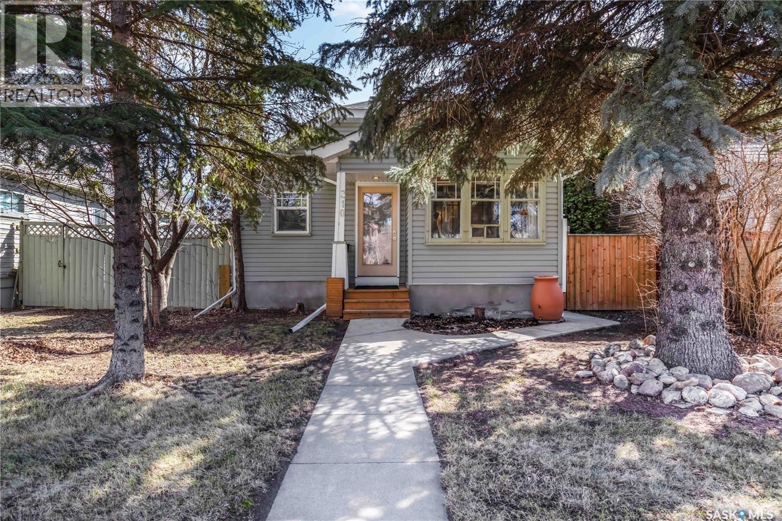 310 8th Street E, Saskatoon, SK, S7H0P5
