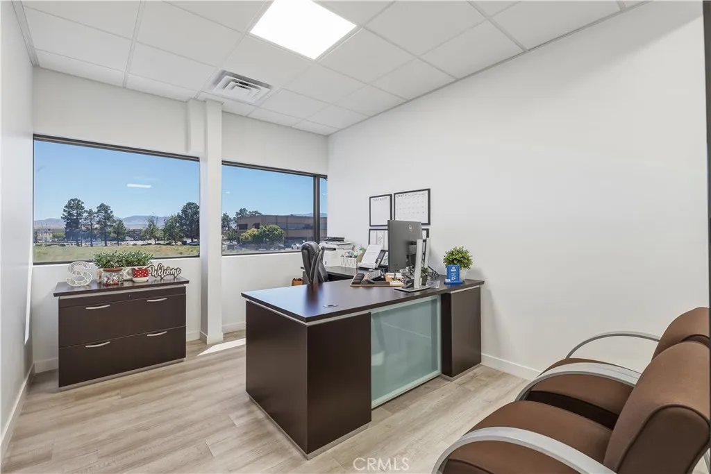 1008 W Avenue M14, Palmdale, CA 93551