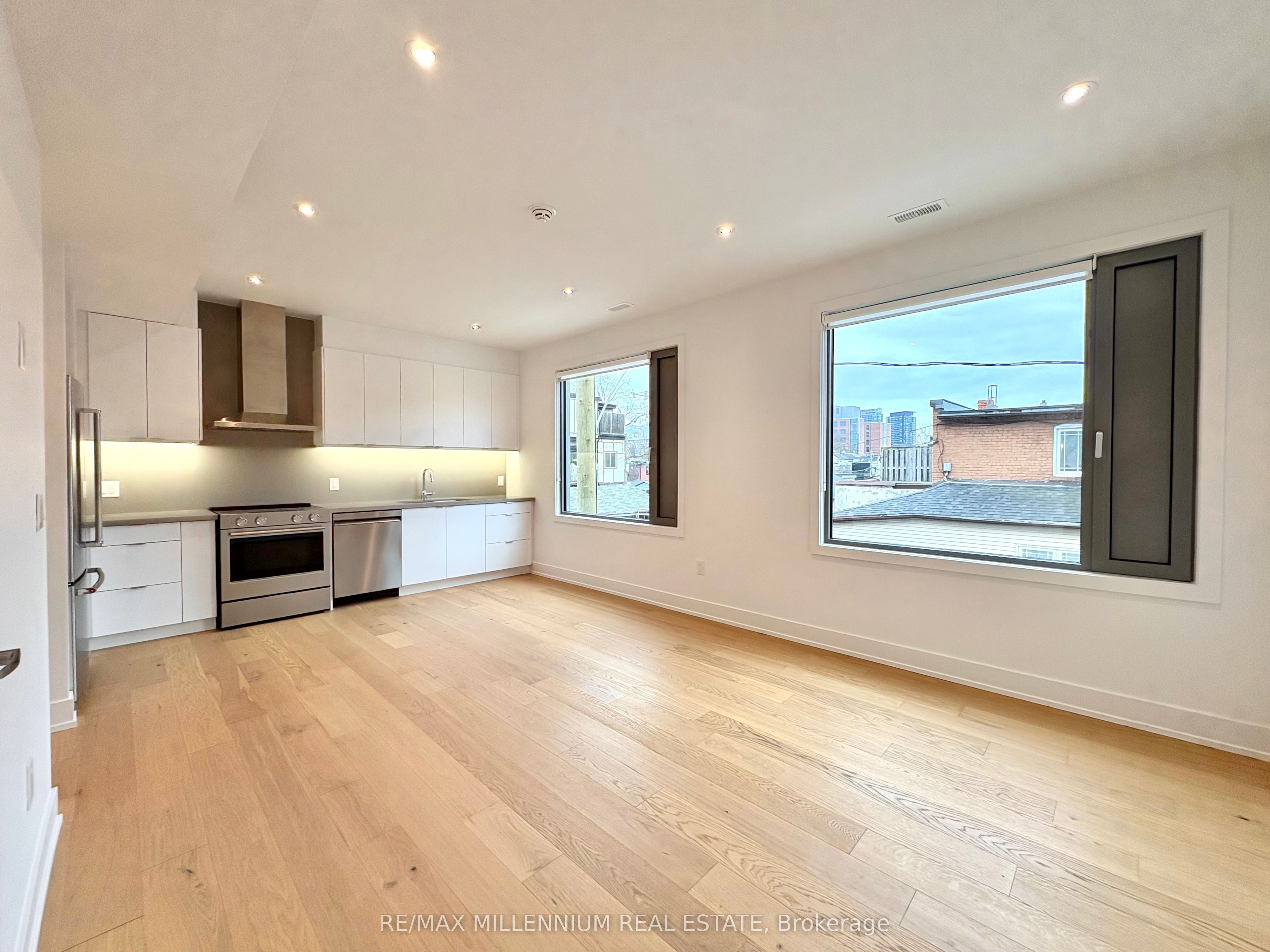 155 Dovercourt #4 Avenue, Toronto, ON, M6J 3C6