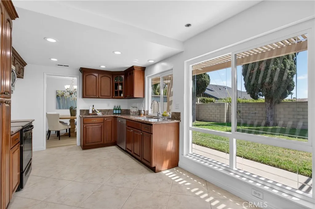 Additional image 15 of 11244 Snowdrop Ave, Fountain Valley, CA 92708