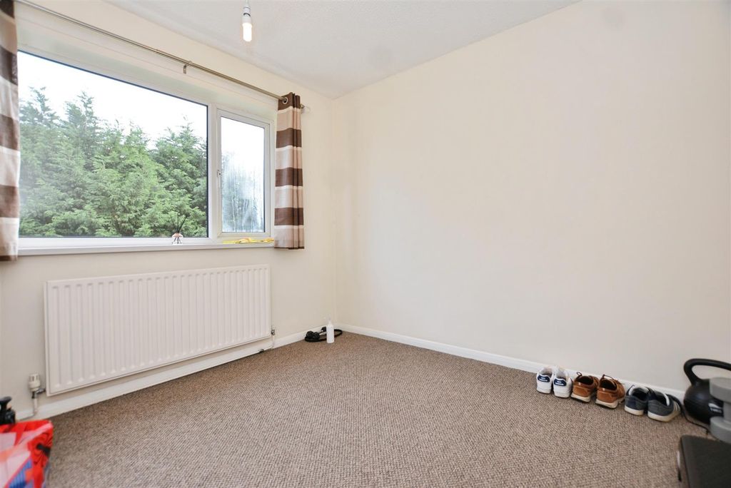 Additional image 10 of 2 bed flat for saleAncaster Court, Scunthorpe DN17