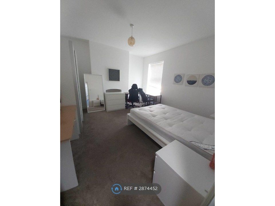 Additional image 6 of 5 bed flat to rentCowley Road, Oxford OX4