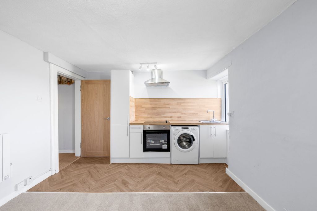 Additional image 2 of 1 bed flat to rentMain Street, Newton EH52