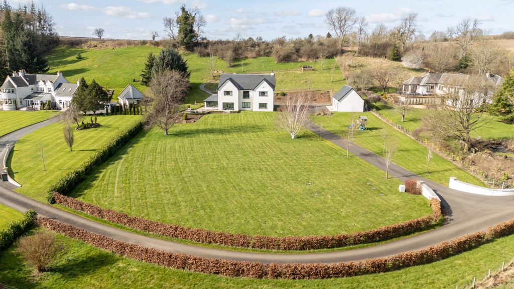 5 bed detached house for saleStanley, Perth PH1