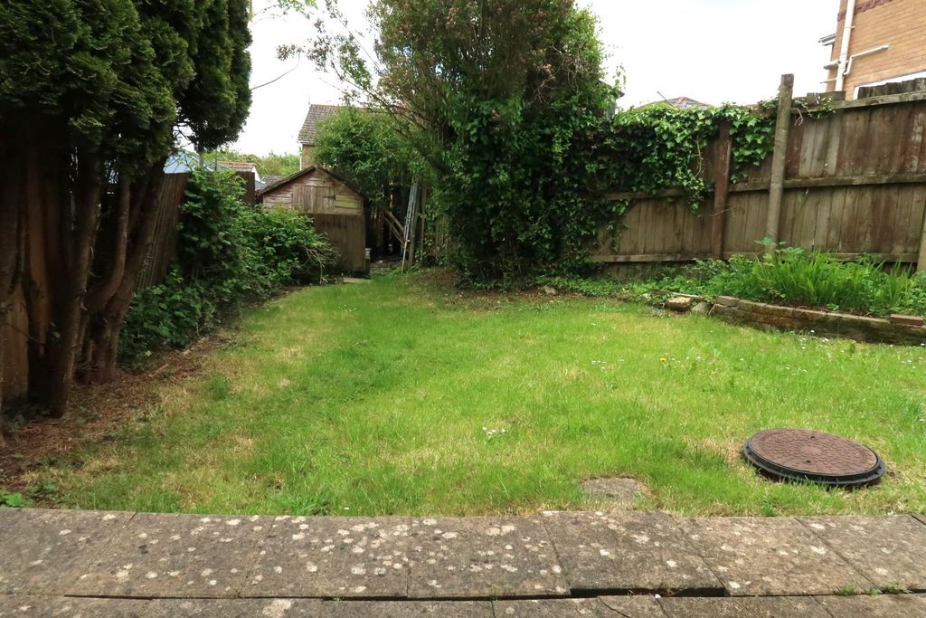 Additional image 17 of 4 bed property to rentSpencer Drive, Llandough, Penarth CF64