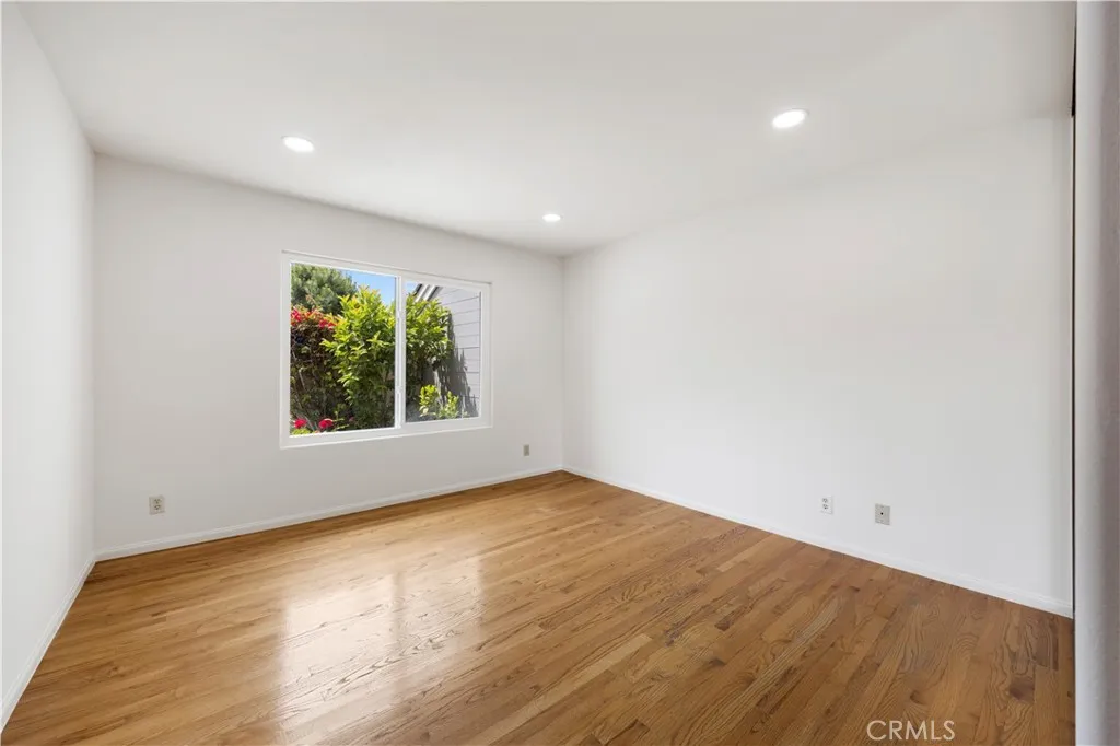 Additional image 38 of 2 Saros Unit 70, Irvine, CA 92603