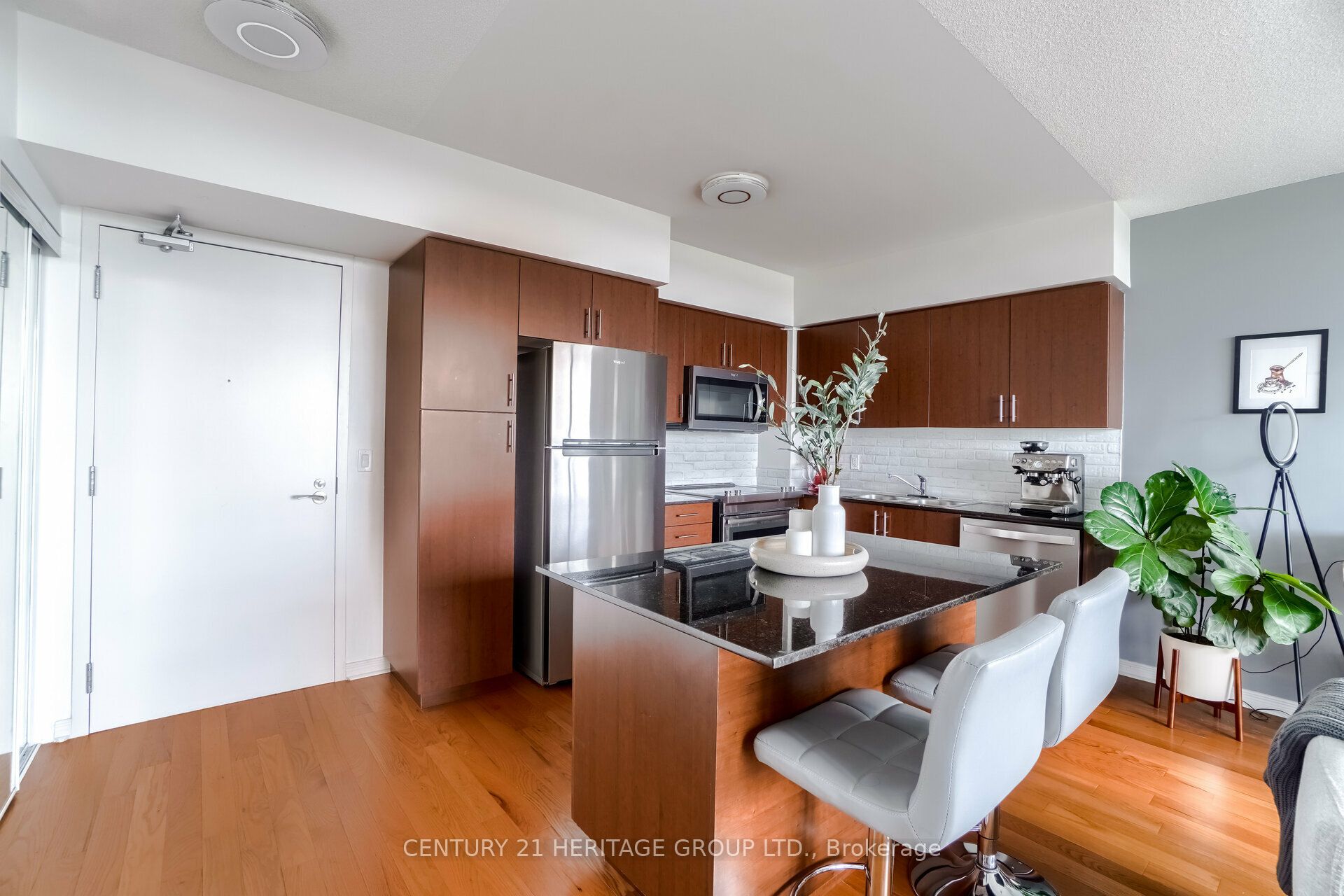 Additional image 3 of 1503-15 Legion Road, Toronto, ON, M8V 0A9