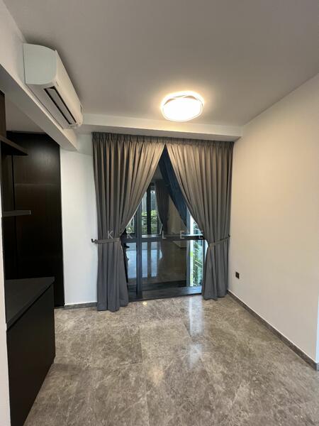 89 Holland Road photo 3