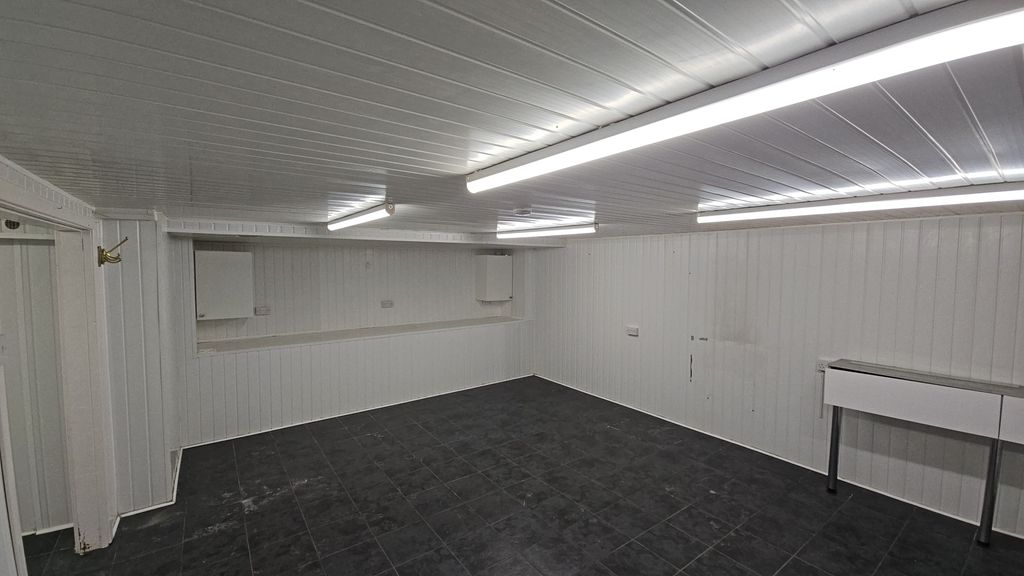Additional image 5 of 1 bed town house to rentGordon Street, Luton LU1