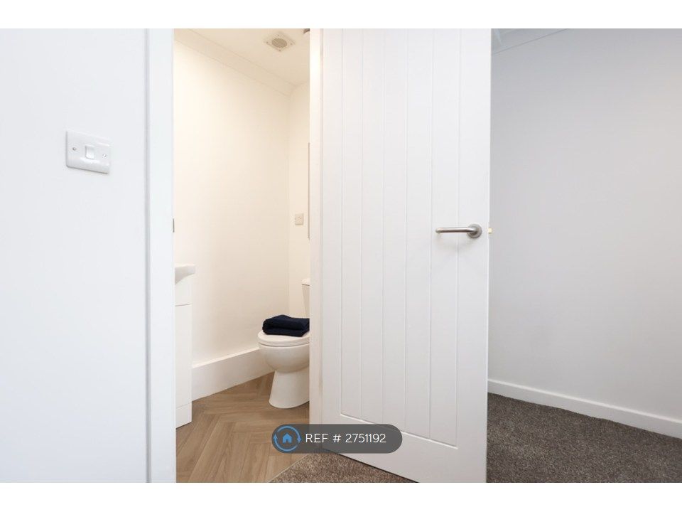 Additional image 24 of Room to rentNew St, Burry Port SA16