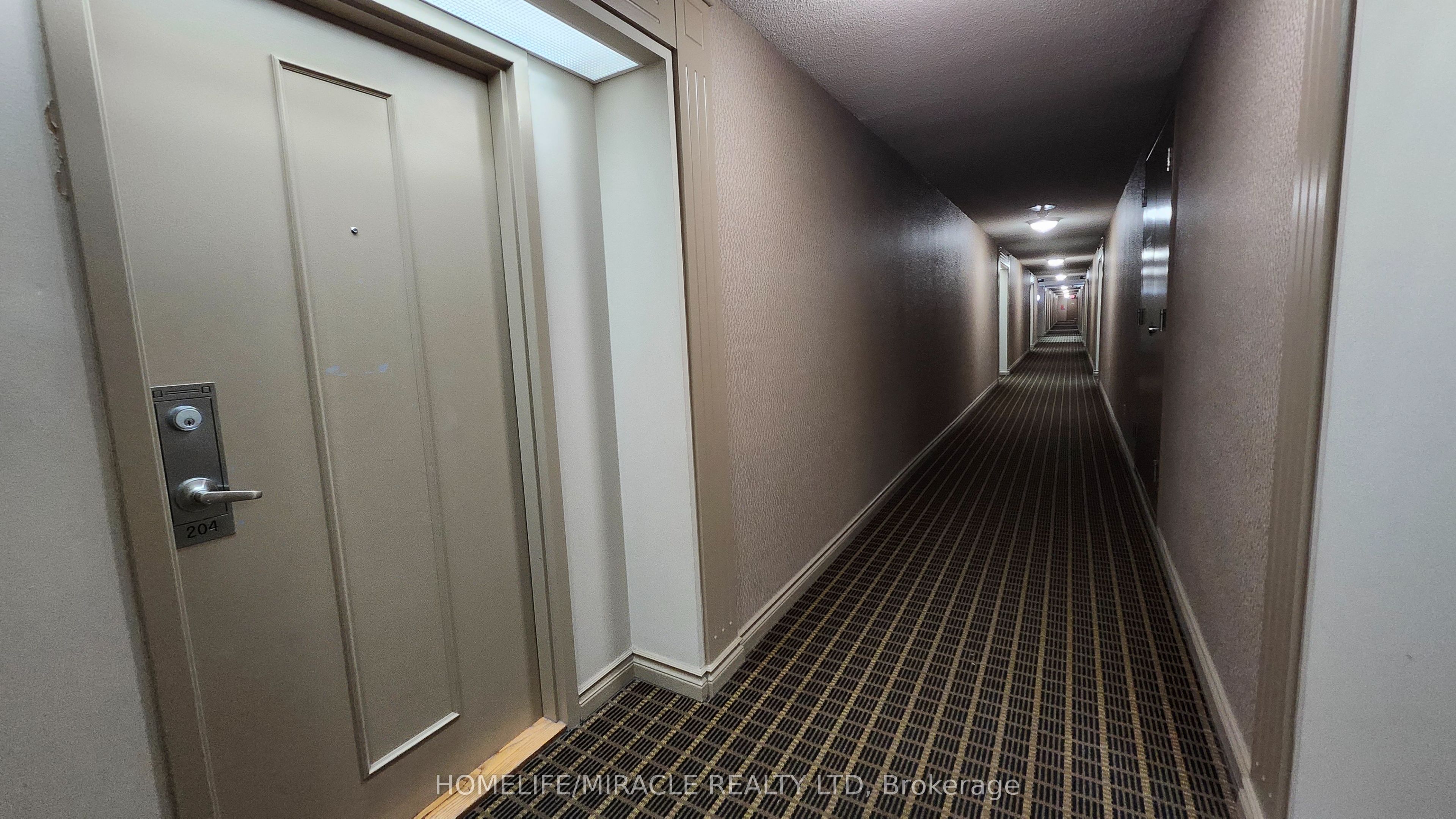 Additional image 5 of 204-135 Hillcrest Avenue, Mississauga, ON, L5B 4B1