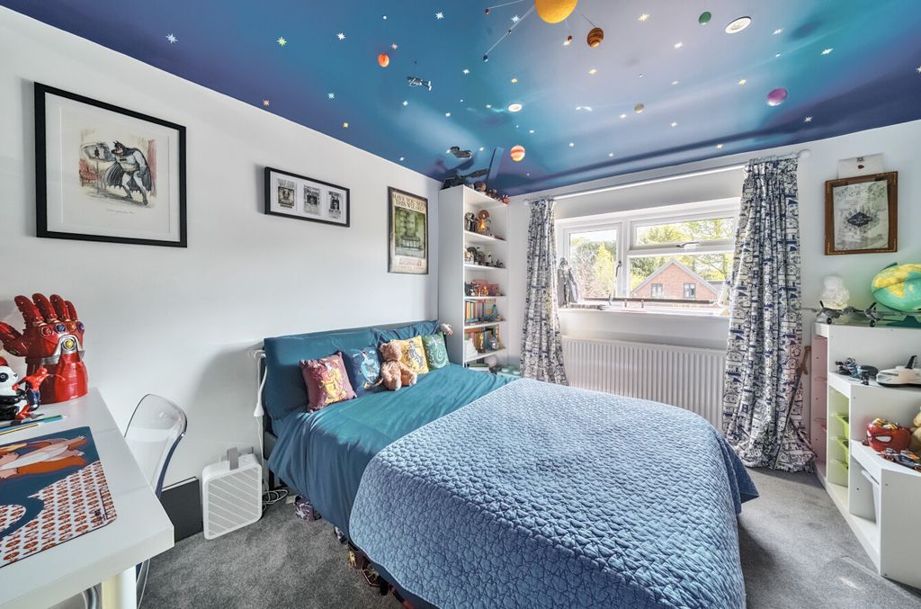 Additional image 14 of 4 bed semi-detached house for saleHaslemere, Surrey GU27