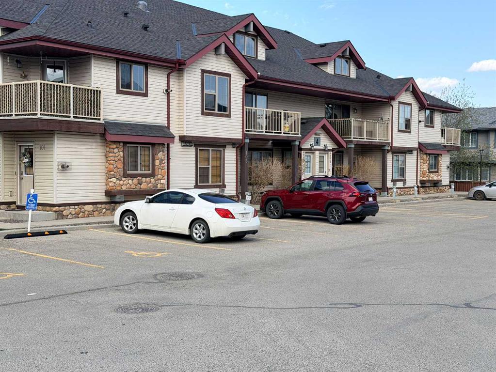 Additional image 2 of 104-4 Everridge Square SW, Calgary, AB, T2Y 5G9