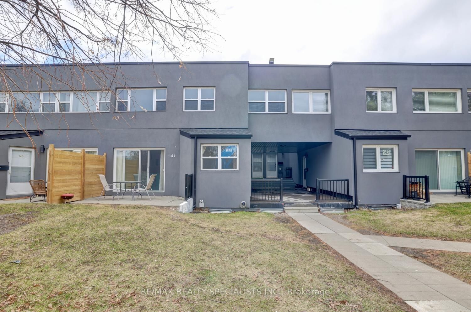 141-3040 Constitution Boulevard, Mississauga, ON, L4Y 3X7