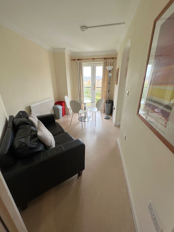 Additional image 3 of 3 bed flat to rentVenneit Close, Oxford OX1