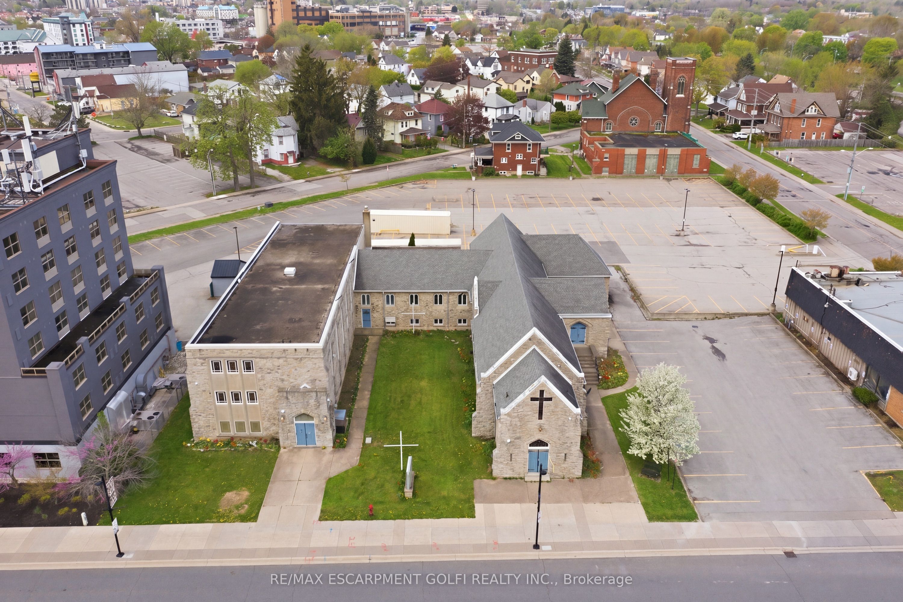 5485 Victoria Street, Niagara Falls, ON, L2G 3L3