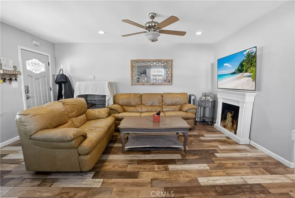 Additional image 9 of 19335 Roscoe Boulevard, Northridge, CA 91324