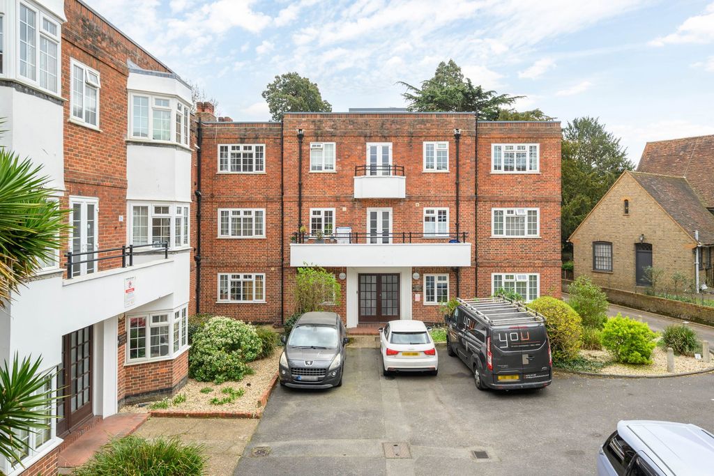 Additional image 8 of 2 bed flat for saleChurch Street, Walton-On-Thames KT12