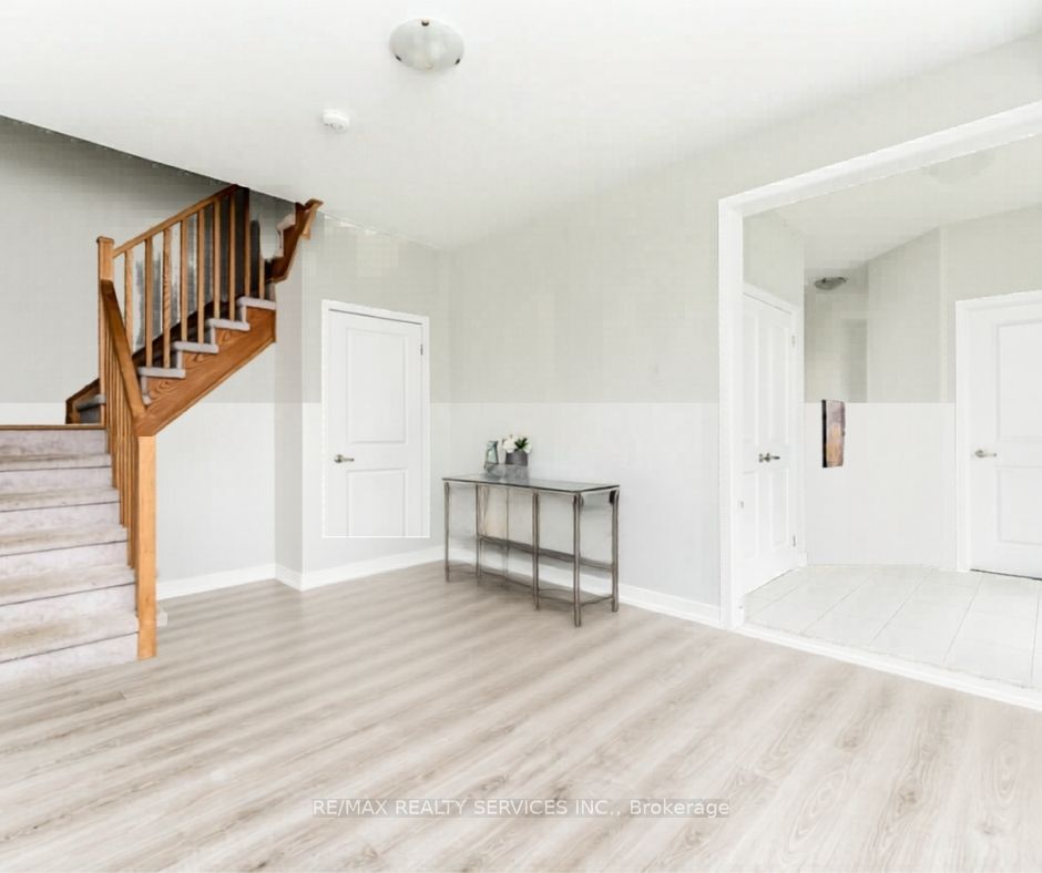Additional image 4 of 98 Pine Gate Place E, Whitby, ON, L1R 2M5