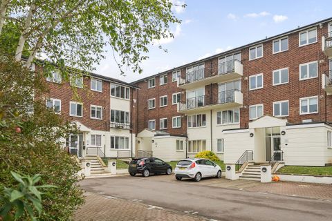 Lizmans Court, East Oxford OX4