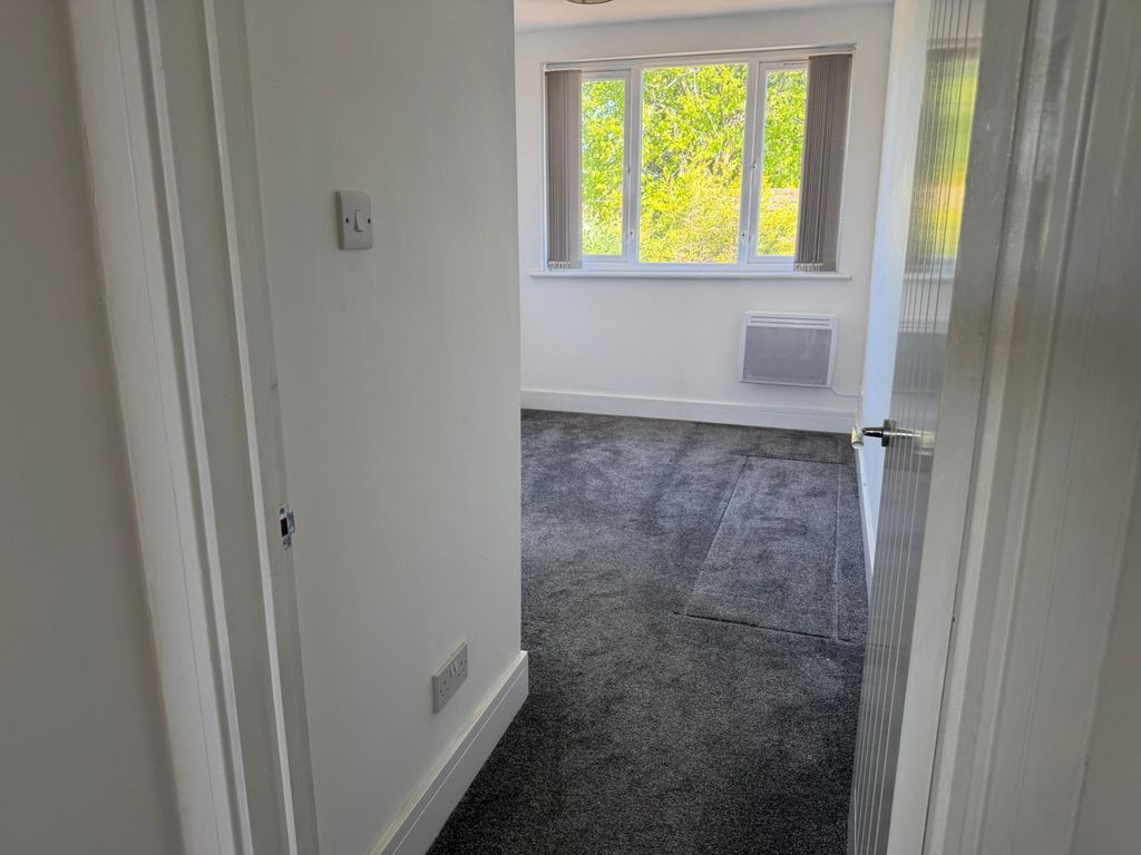 Additional image 23 of 8 bed flat to rentComberton Road, Kidderminster DY10