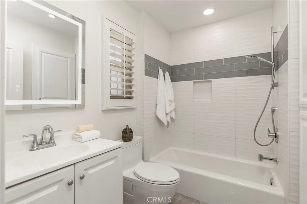 Additional image 21 of 52 Scarlet Bloom, Irvine, CA 92618