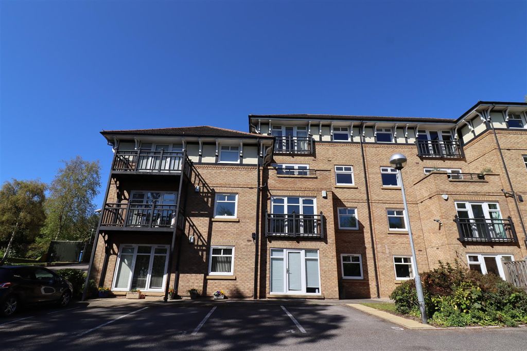 Additional image 19 of 3 bed flat for saleHellyer Close, North Ferriby HU14